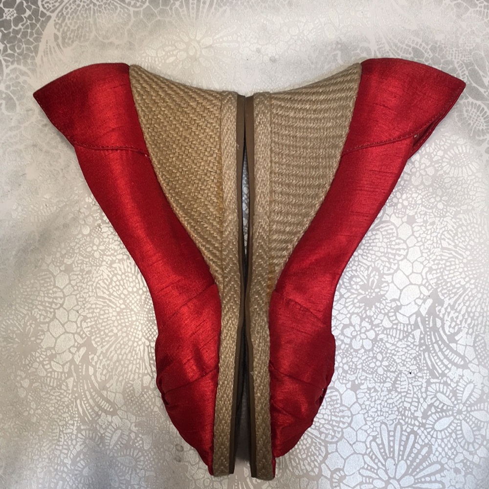 Red wedge peep toe sz 9.5
